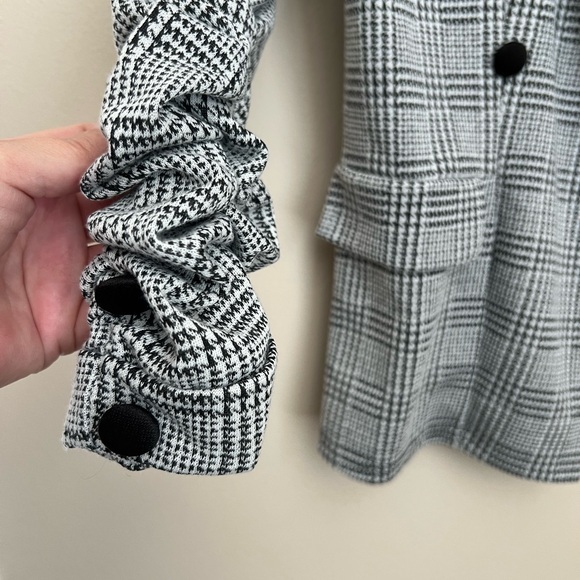 Blazer Black and White Plaid‎ - Picture 3 of 7